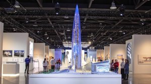 Экспозиция с макетом Лахта Центра на выставке Рождение Масштаба