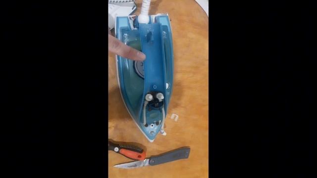 Как разобрать утюг Polaris. Разбор и диагностика.