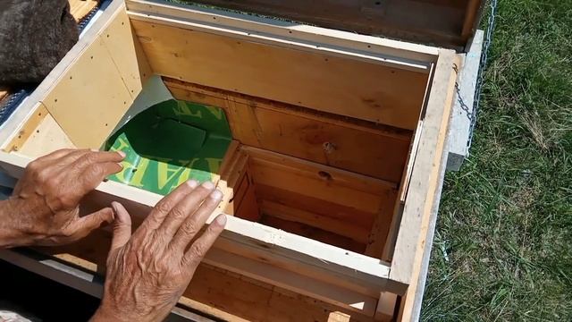 Пчеловодство. Конструкция лежака, все преимущества дл