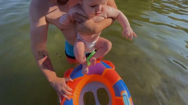Визит к врачу в 8 месяцев 🎉 ВЛОГ 🌊 Поездка на природу смотреть онлайн