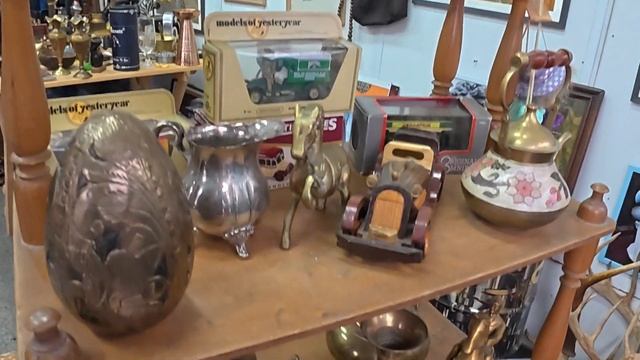 Барахолка и старинная мебель с историей Почайна Петр? смотреть онлайн