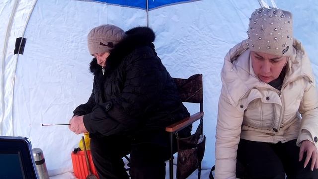 Хомутовские рыбачки смотреть онлайн