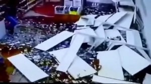 Погром в магазине  Видео прикол