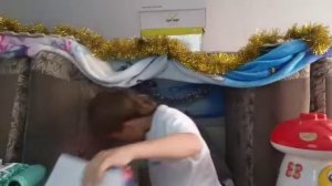 ПОСТРОИЛ САМЫЙ ПРОЧНЫЙ ШАЛАШ ИЗ ОДЕЯЛ И ПОДУШЕК И СДЕЛ