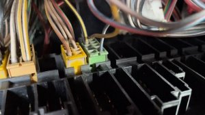 Замена блока реле и предохранителей Volkswagen Passat B3