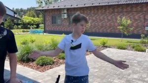 Арсений ПОРЕМОНТИРОВАЛ и подарил сестре квадрик. Брос