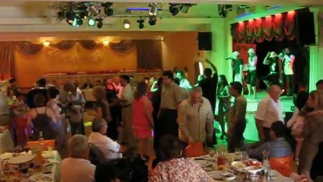 Танцуют мои дети 2 смотреть онлайн