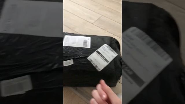 Приехали с Ozon подарки,которые я открою на 8 марта! //Melissa Lisa// смотреть онлайн