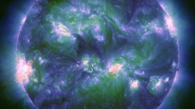 ДВОЙНАЯ УГРОЗА. ПЯТНО 3856 И КОРОНАЛЬНАЯ ДЫРА НА СОЛНЦЕ!