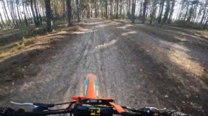 учусь ездить на заднем колесе Motoland smx 300