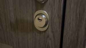 Ключ проворачивается в замке. Что делать?