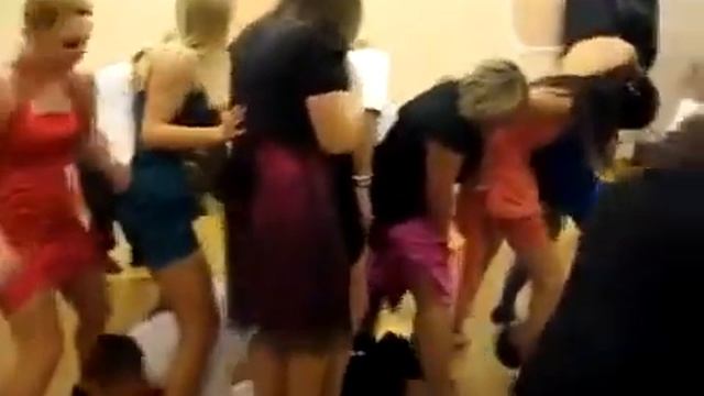 Приколы на свадьбе, мужик сделал красиво!!! смотреть онлайн