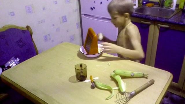 банановое мороженое-очередная тошнилка смотреть онлайн