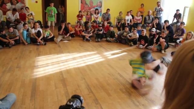 2013.05.24 NOVATOR JAM Part4, студия брейк-данса 