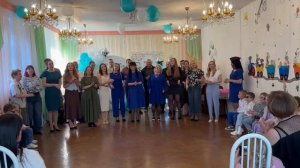 Поздравление- сюрприз в детском саду от родителей. Песня