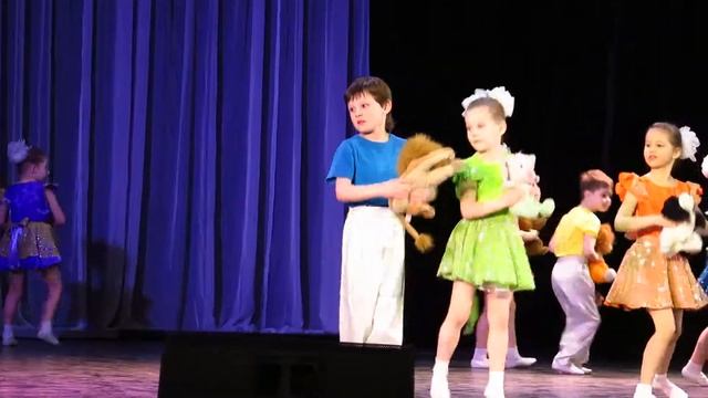 Друзья подружки и игрушки смотреть онлайн