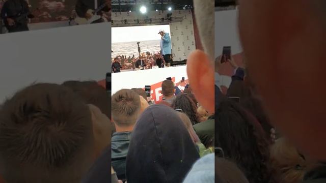Выступление Басты 