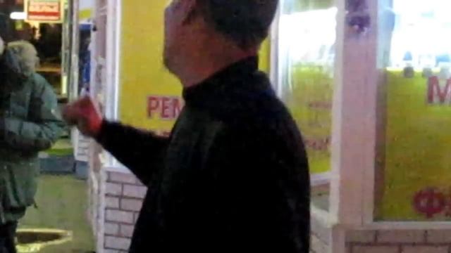 Японец. Маменькин сынок у метро танцует Галкина смотреть онлайн