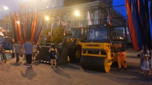 Донецк 27.08.2017 - День шахтера. Выставка коммунальной техники смотреть онлайн
