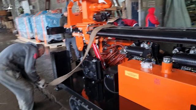 Самоходная буровая установка с двумя моторами - СБУ 30Л