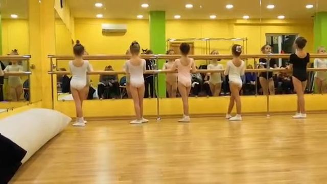 2019.12.24_ Ансамбль Мелодия. Открытый урок. смотреть онлайн