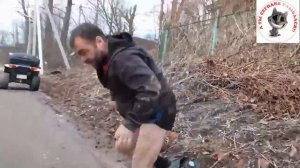 Смотрите не пожалеете  Короткие но очень смешные приколы с бомжами и алкашами #6