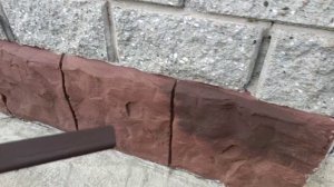 Цоколь цвета венге из артбетона