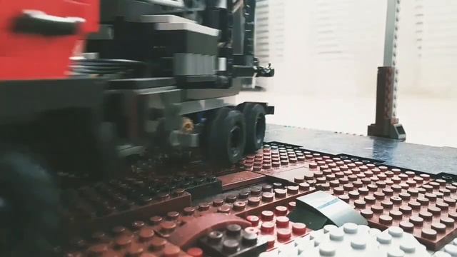 Урал-4320 и КамАЗ 44108 из лего на радиоуправлении!!!snowranner и