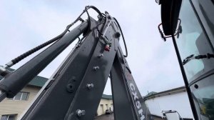 Обзор экскаватор-погрузчика марки Knack Wesson CX5H