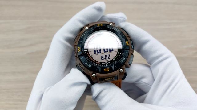 Pro Trek с бесстрашными ремешками / Casio PRG-340B-3E и Casio PRG-340L-5E