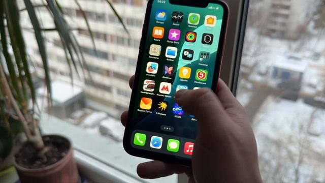 iPHONE XR VS iPHONE 11 В 2025! смотреть онлайн