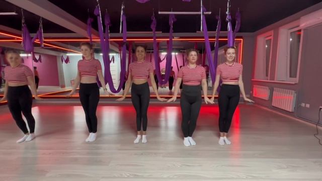 Fly dance (танец в гамаках) групповой новогодний смотреть онлайн