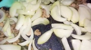 Жареные бараньи потроха с луком нууу очень вкусноооо