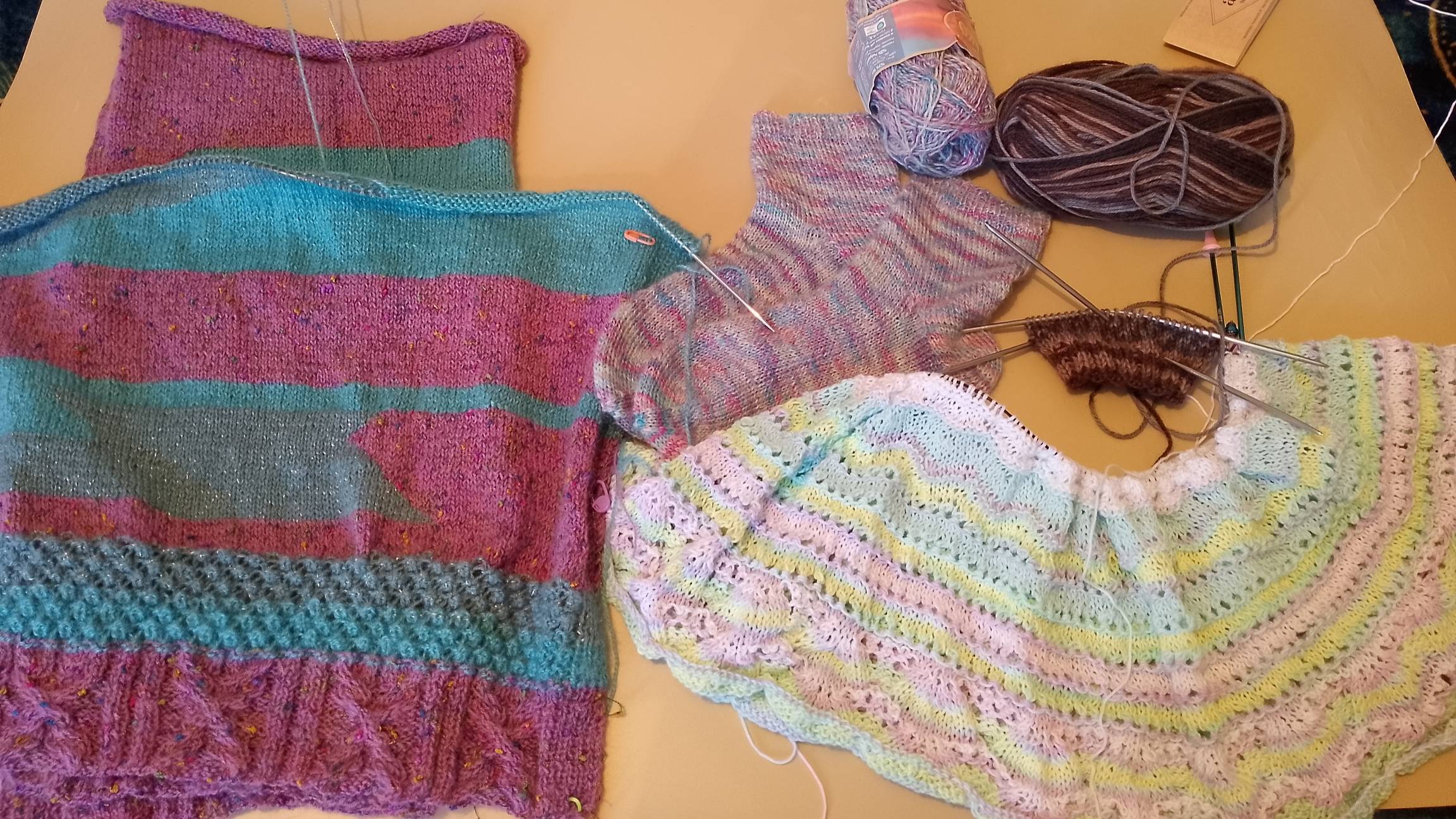 СП " Добиваю недовязы/4-2025 " с Мариной Стоговой. Отчет № 21 смотреть онлайн