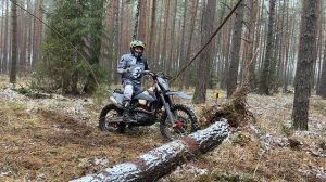 Как проезжать бревна на эндуро. Эндуро для новичка. Пр?