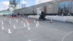 Учимся водить мотоцикл. Скоростное маневрирование;)