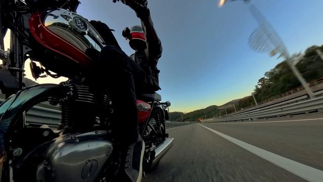 Я больше НИКОГДА не сяду на мотоцикл... или всё-таки сяд смотреть онлайн