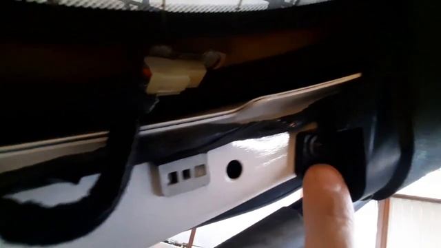 KIA Sorento Prime замена замка багажника