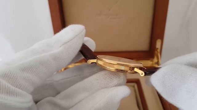 Обзор оригинальных часов Breguet 3130ba/11/986 Classique Power Reserve Moonph