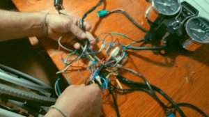 Как соединить проводку на мопеде Альфа, Дельта?