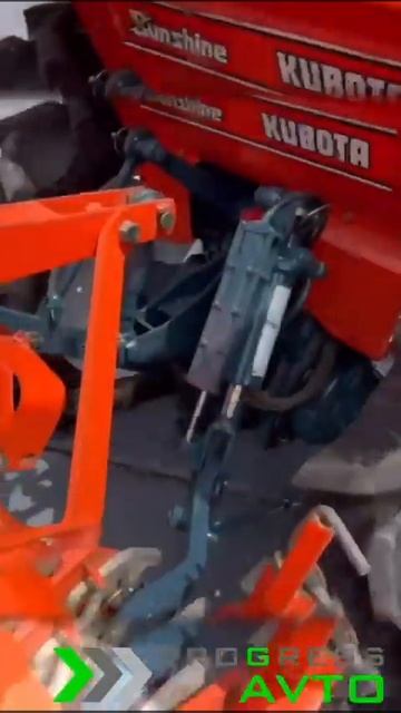 Трехцилиндровый японский #минитрактор #Kubota L1-185 #сельх смотреть онлайн