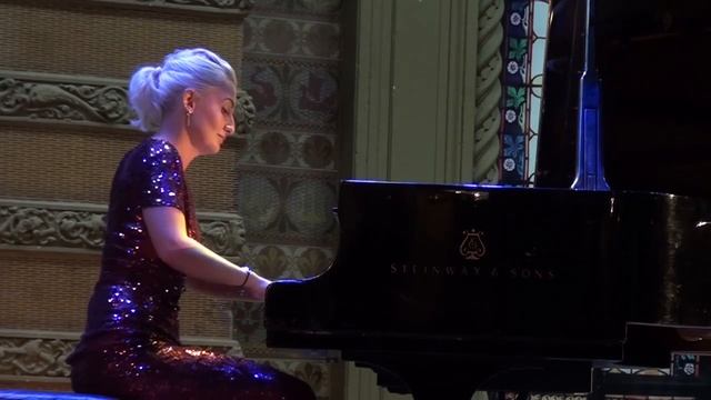 Онлайн концерт Дианы Гульцовой (фортепиано). 14.09.2020 г. смотреть онлайн
