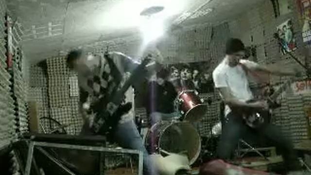 Обосраные приматы - Ты насрала мне в рот (live) смотреть онлайн