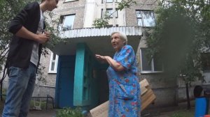 VLOG:БАБУШКА ПРОБУЕТ ВЕЙП/ПРАНК ЭТО ЛАВА