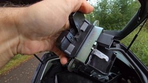 Сломался замок крышки багажника Volkswagen Passat B7