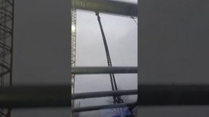 Подготовка крана sany 55 тн . к работе .