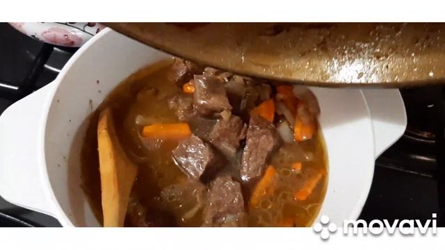 Вкуснятина классическая. Мясо с картошечкой смотреть онлайн