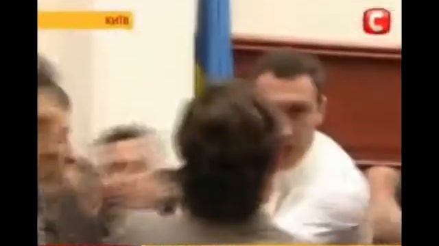 Кличко против борца Тедеева и баскетболиста Волкова смотреть онлайн