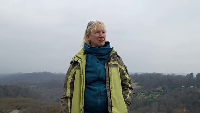На зиму в Абхазию, день 91. Парнаут, игры, дождь и рецепт блюда из соцветия банана смотреть онлайн