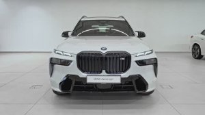 BMW X7 2025 обзор